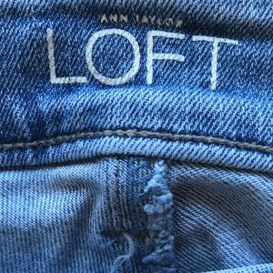 LOFT Jeans - Loft Curvy Cuffed Crop LOFT Jeans - Loft Curvy Cuffed Crop